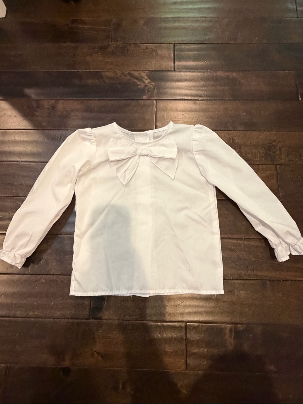 The Beaufort Bonnet Company White Long-Sleeve Bow Front Top